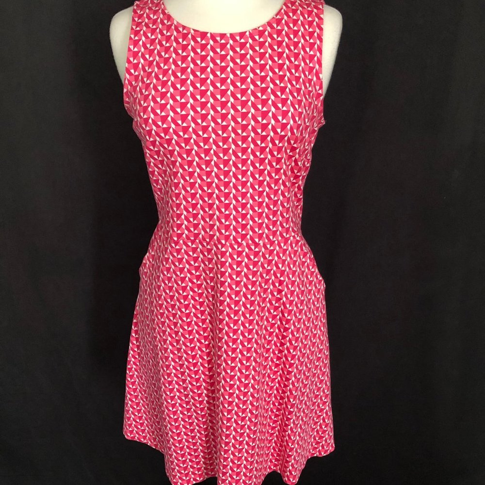 NY&Co. Pink Geometric Knit Dress - Picture 2 of 8